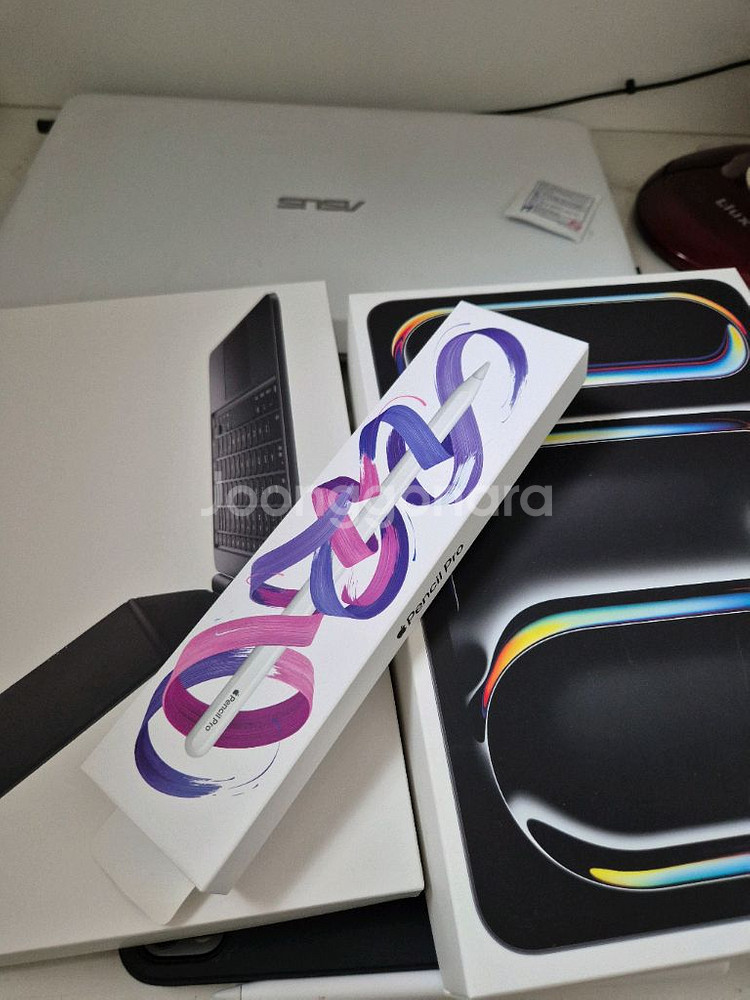 아이패드 프로 M4 11인치 256GB WIFI 풀세트--6