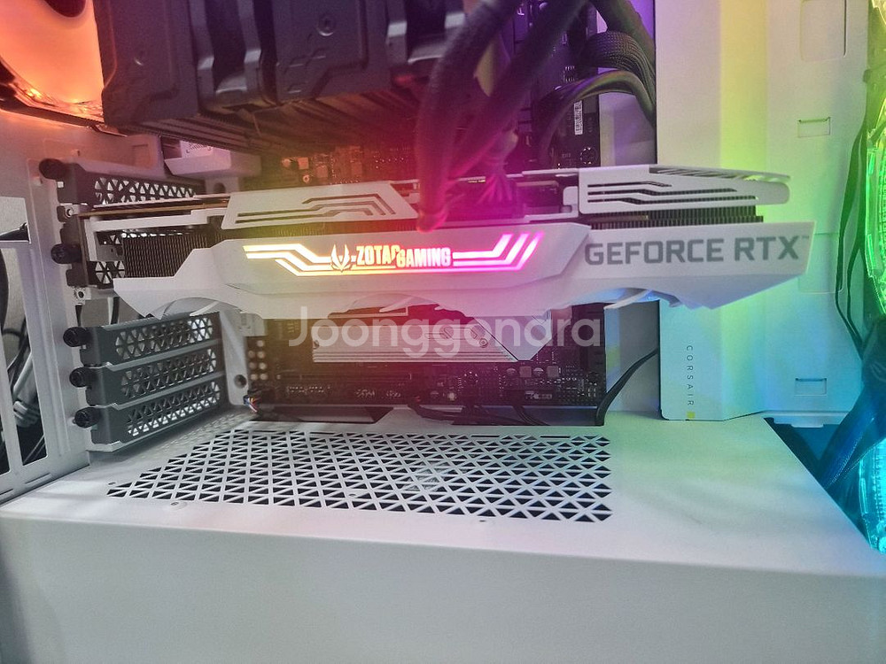 조택 ZOTAC 3080TRINITY트리니티 화이트--2