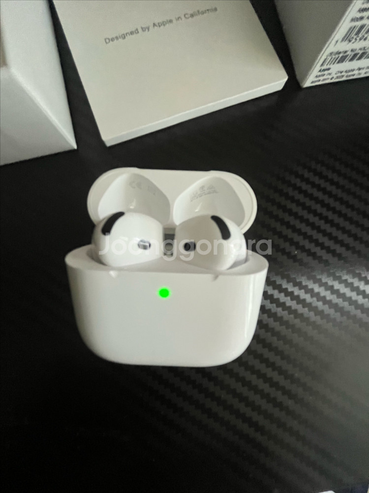 에어팟4세대 노이즈켄슬링 풀박스--2