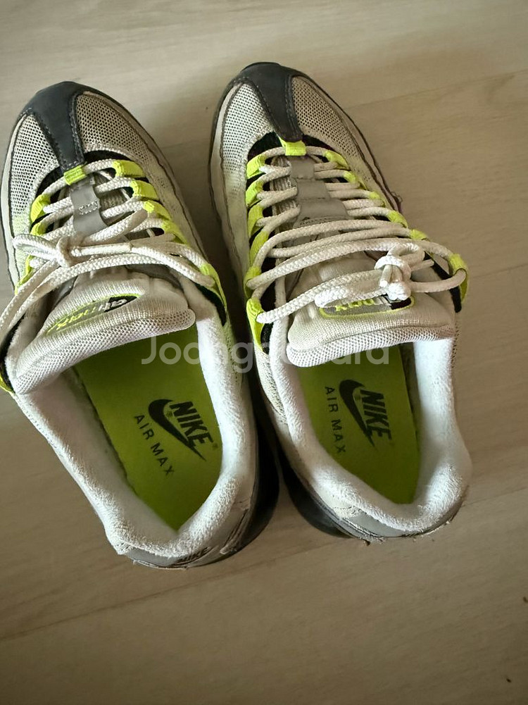 나이키 에어맥스 운동화 245--2
