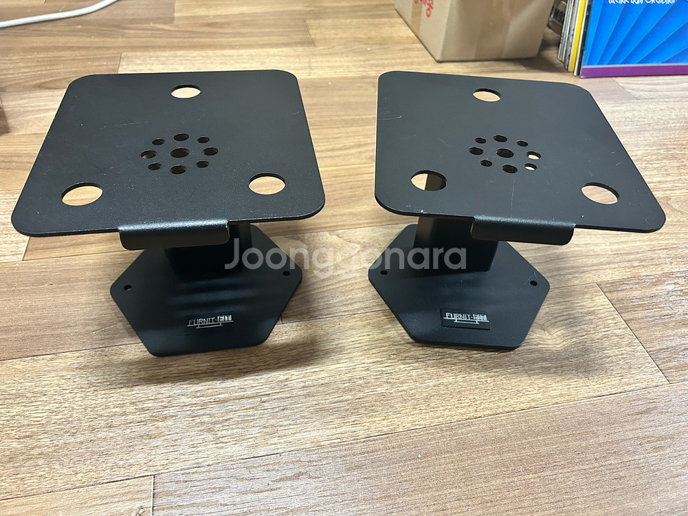 스피커 스텐드--0