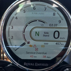 로얄엔필드 베어650 오토바이