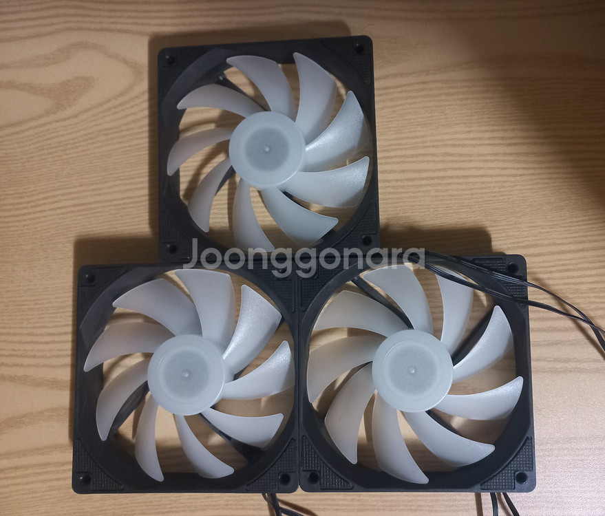 리안리 LANCOOL II MESH RGB 번들팬--0