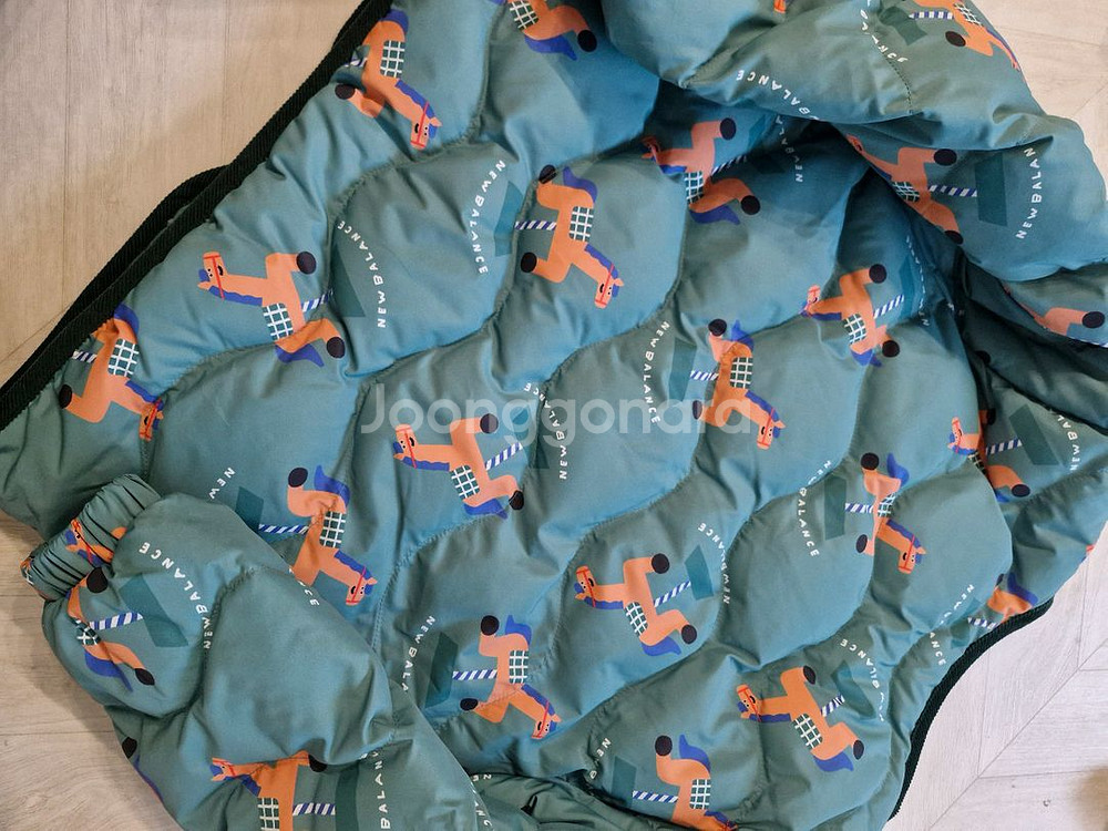 뉴발란스 키즈 경량 패딩 140--4