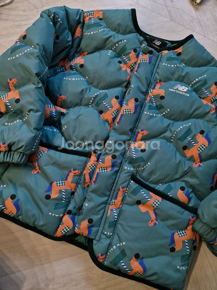 뉴발란스 키즈 경량 패딩 140--0