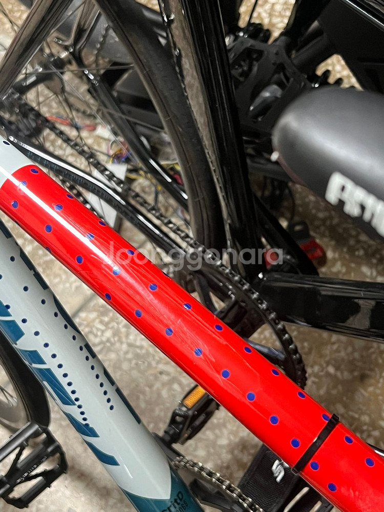 엔진11 크릿디 픽시 자전거 팝니다.--6