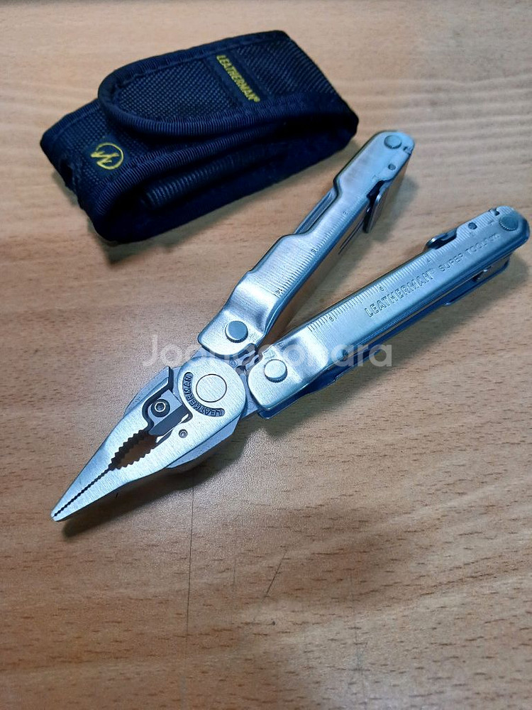 레더맨 멀티툴. 슈퍼툴 300 미사용품--1