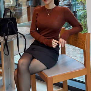 로베리 rawberi 피프틴엠 버건디 울 니트 이미지