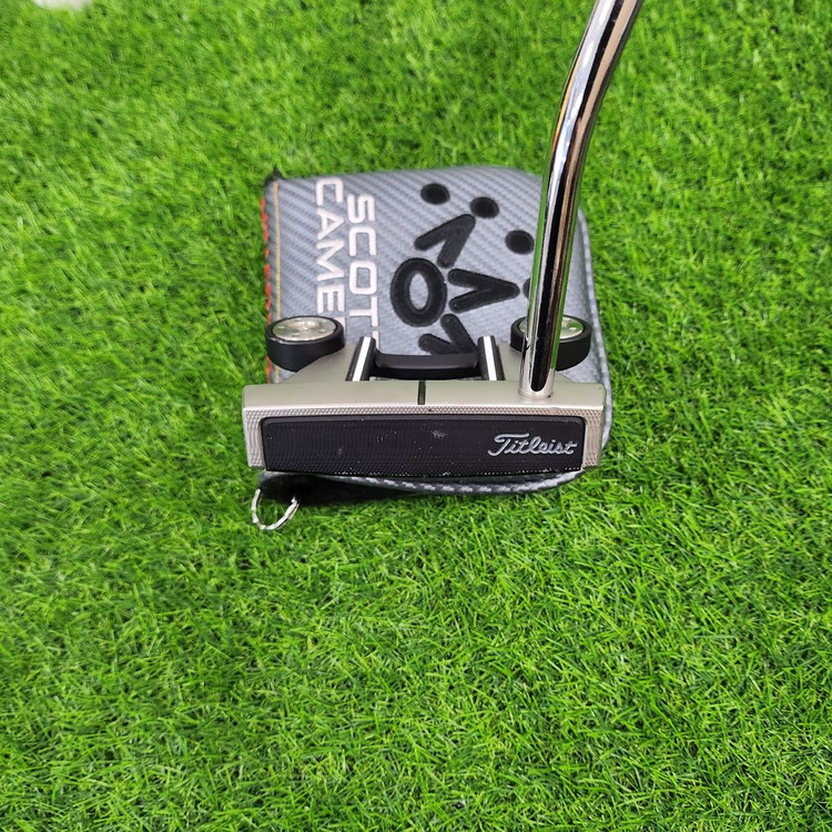 스카티카메론 퓨추라 6M 퍼터 이미지