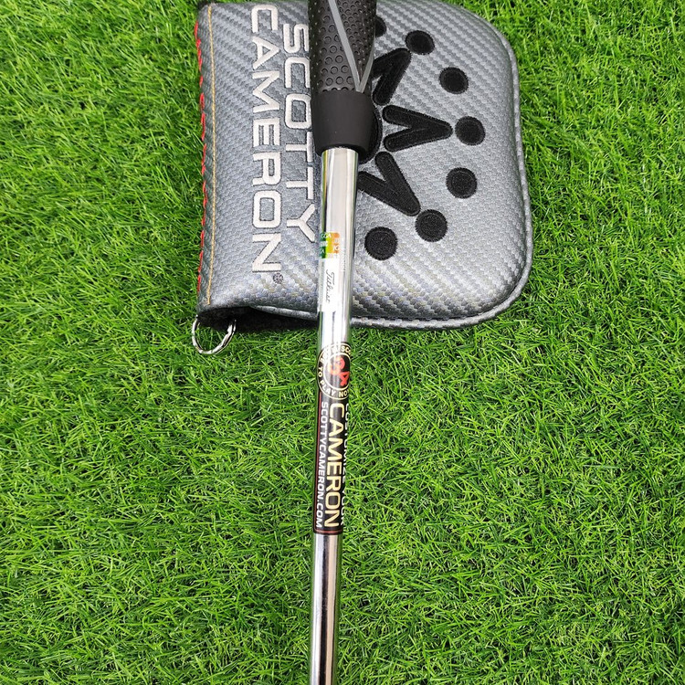 스카티카메론 퓨추라 6M 퍼터 이미지