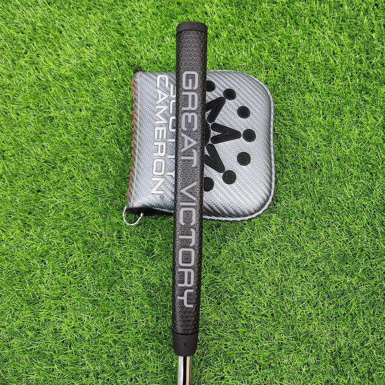 스카티카메론 퓨추라 6M 퍼터 이미지