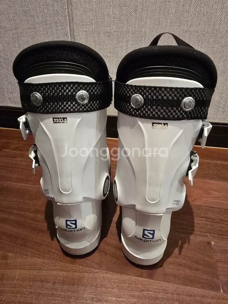 주니어 or 여성 살로몬 X MAX 80 스키부츠 230~235mm & 아토믹 바이저헬멧(AMID제품) 일괄 판매--1