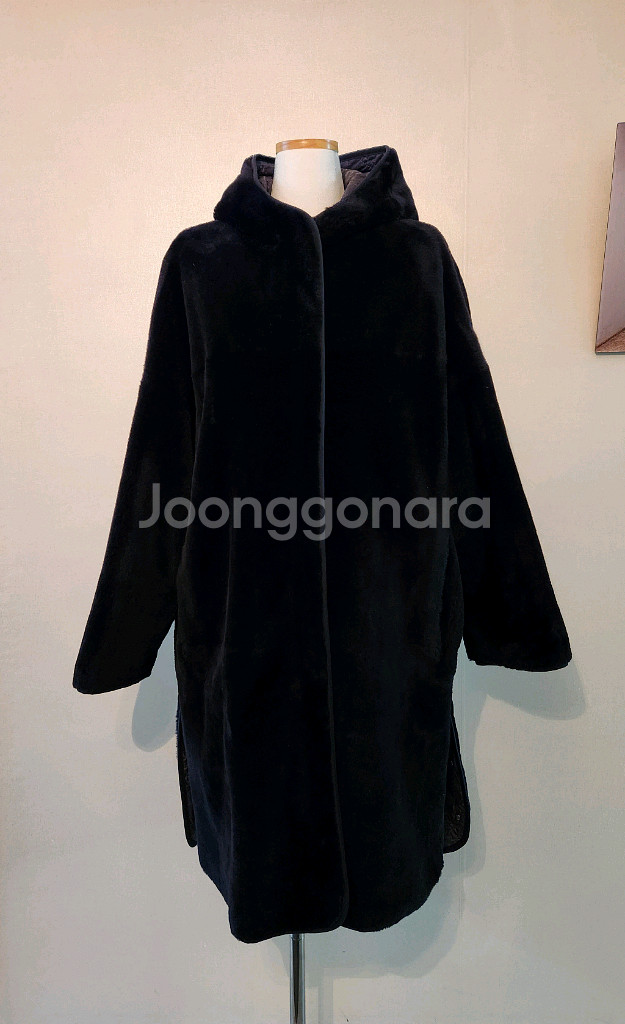 소윰 리버시블 무스탕 네이비36--8