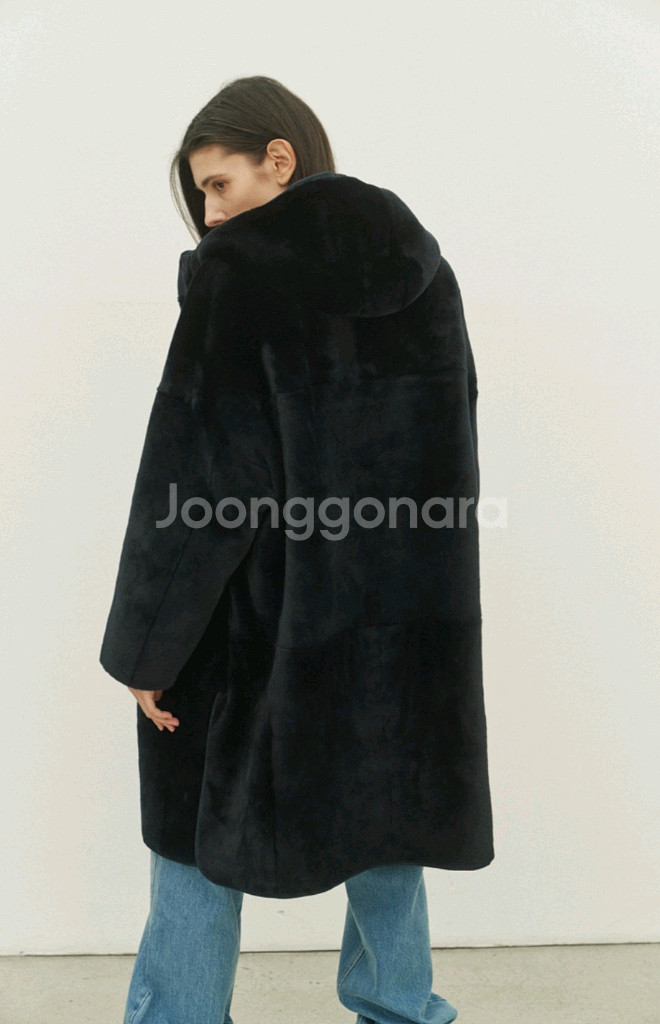 소윰 리버시블 무스탕 네이비36--3