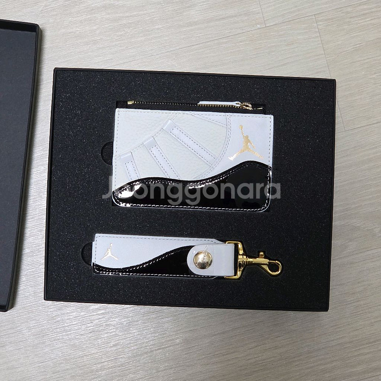 조던11 그래티튜드 카드지갑 및 키링--0