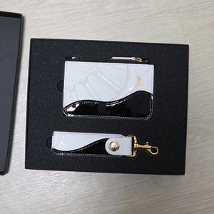 조던11 그래티튜드 카드지갑 및 키링