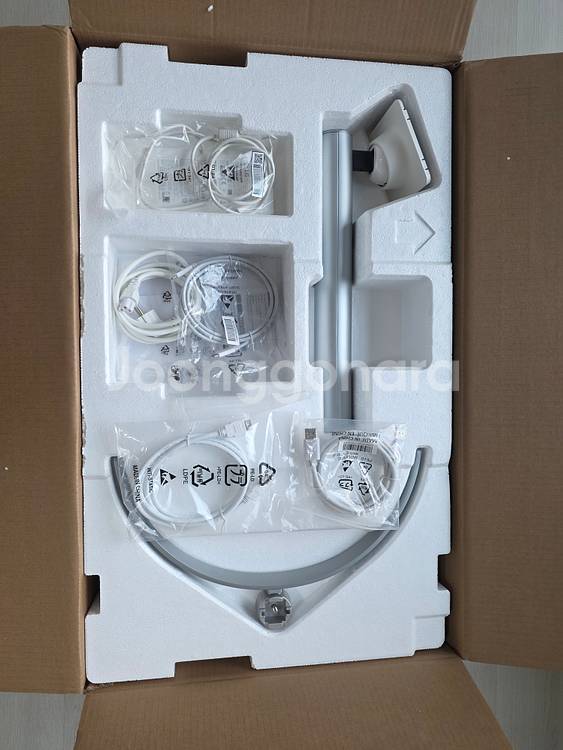 LG 32인치모니터,4K,144Hz,32UQ750P--5