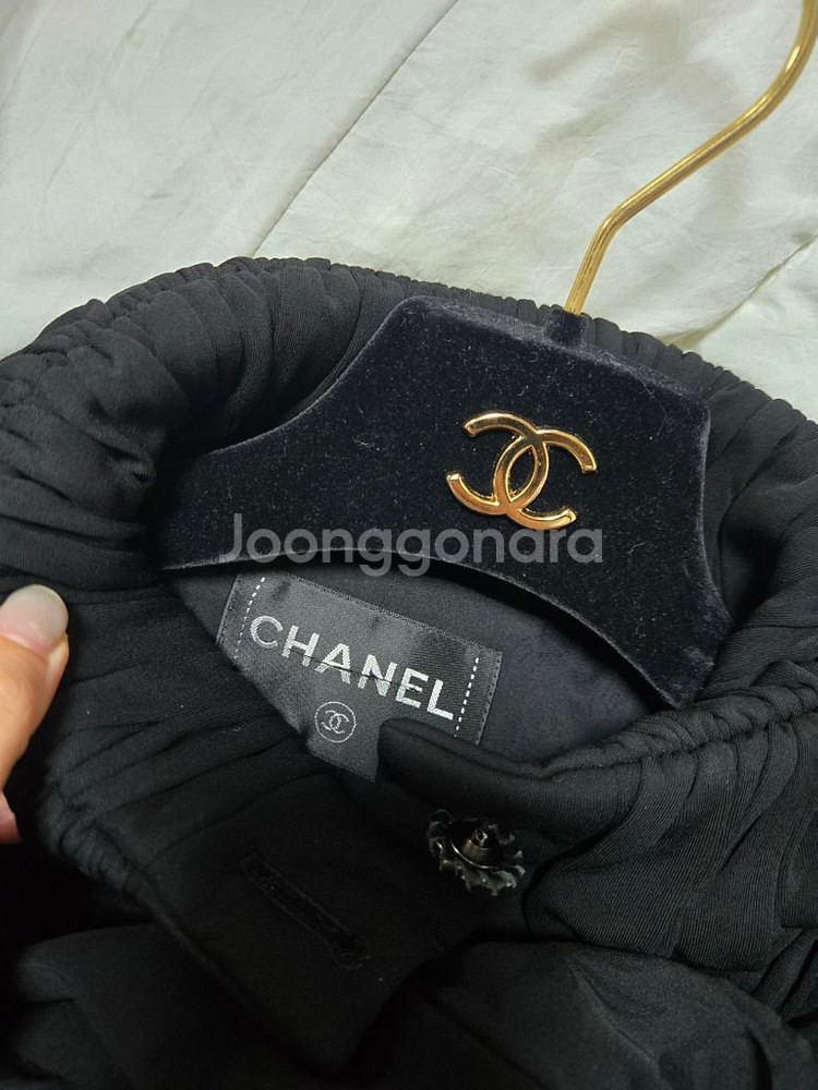 샤넬 플리츠 패딩 점퍼--6