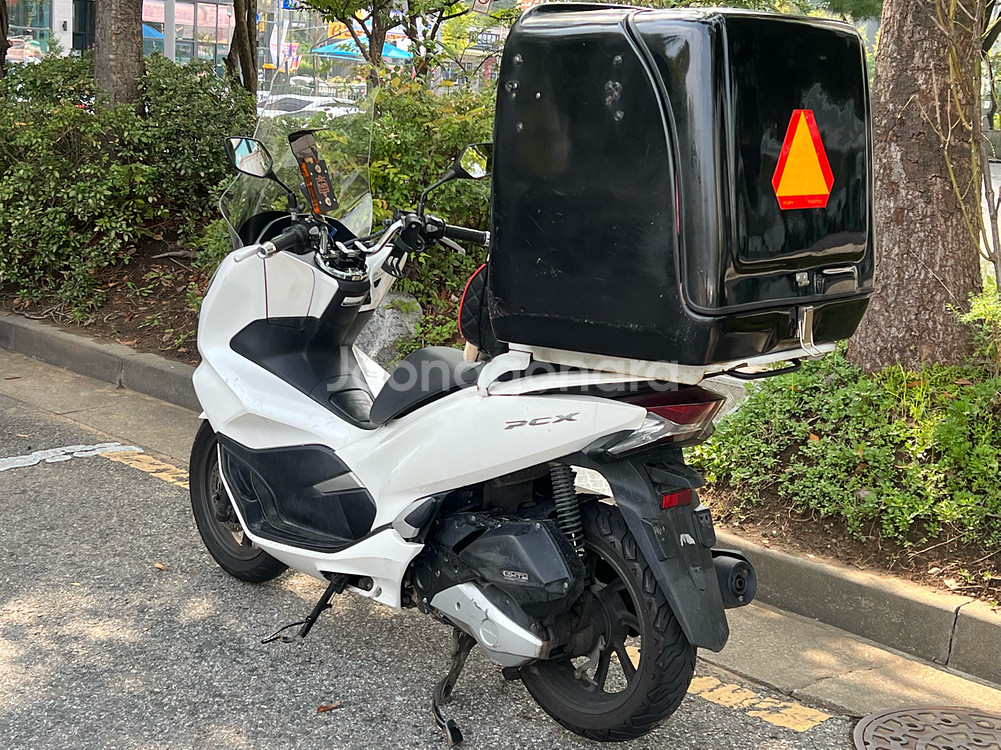 혼다 PCX125 스쿠터--8