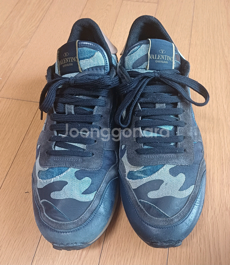 발렌티노 가라바니 카모플라주 러너 스니커즈--0