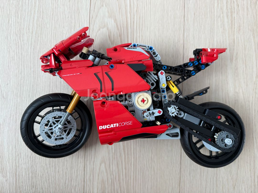 레고 42107 두가티 오토바이--1