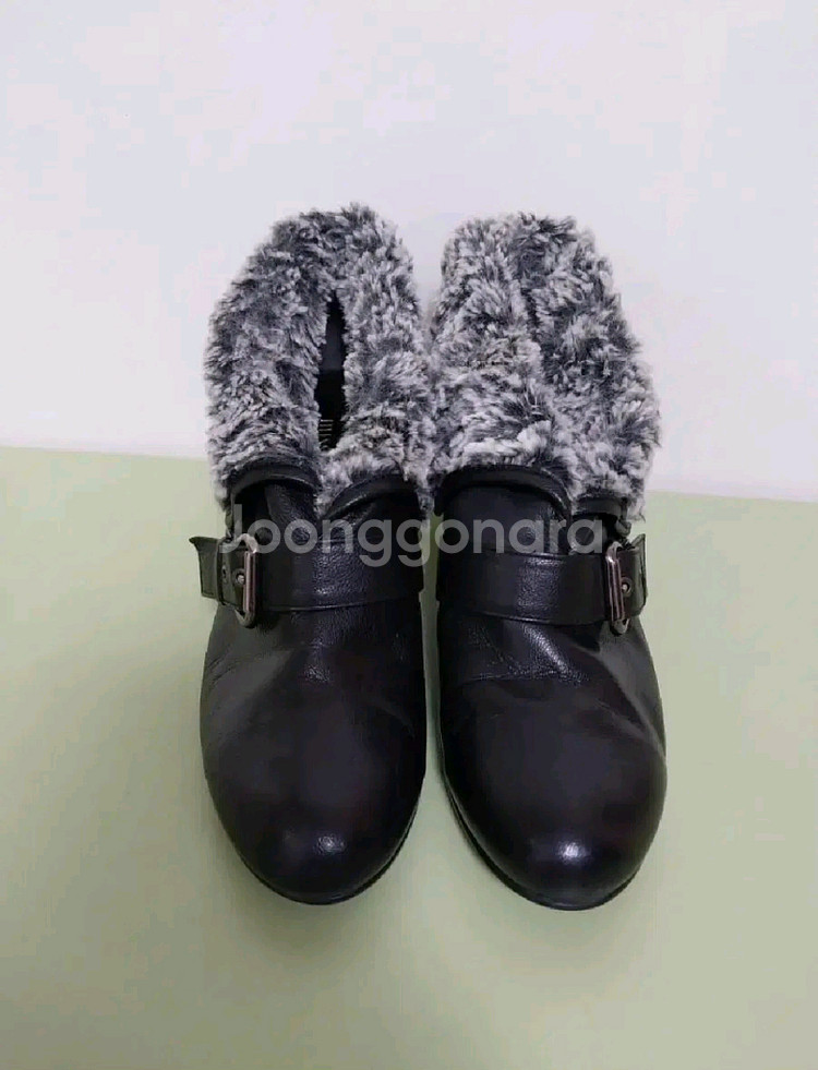 여성 미스미스터 천연가죽 버클 앵클 털부츠 (240)--0