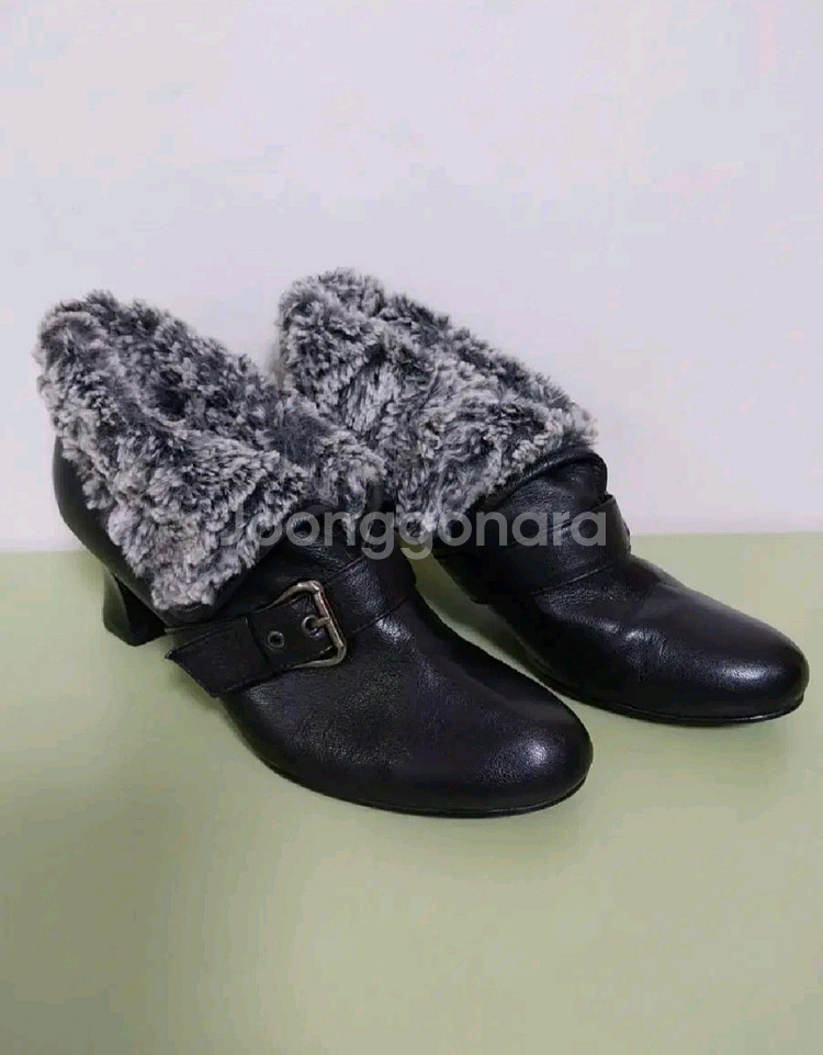 여성 미스미스터 천연가죽 버클 앵클 털부츠 (240)--4