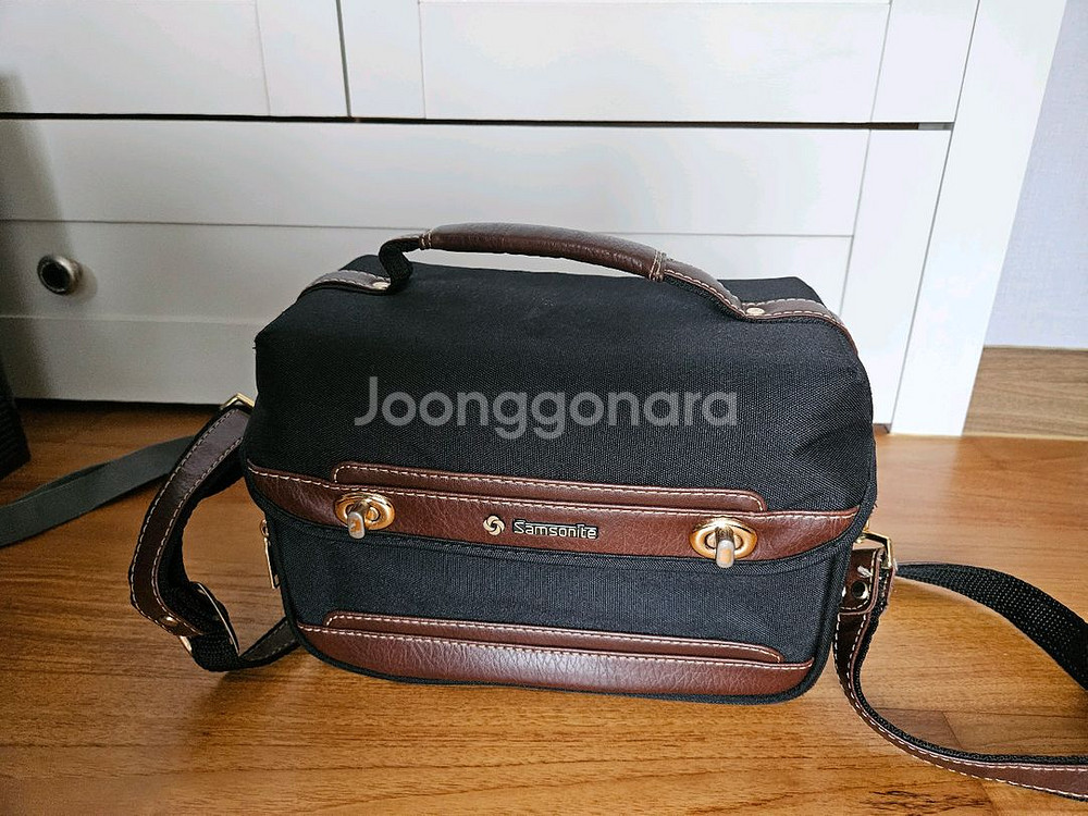 쌤소나이트 카메라가방과 고릴라 삼각대--1