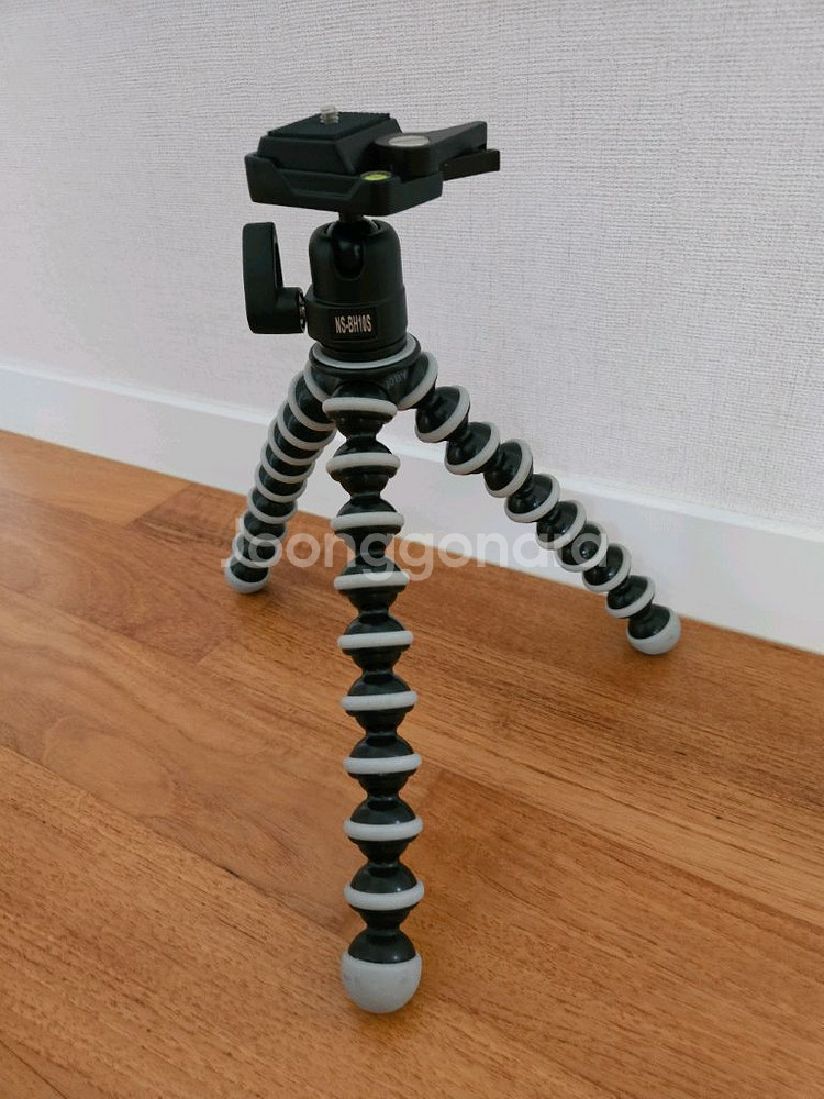 쌤소나이트 카메라가방과 고릴라 삼각대--4