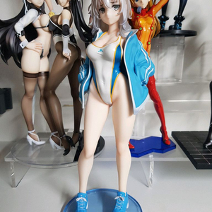 코이코이 츤데레 매니저 피규어