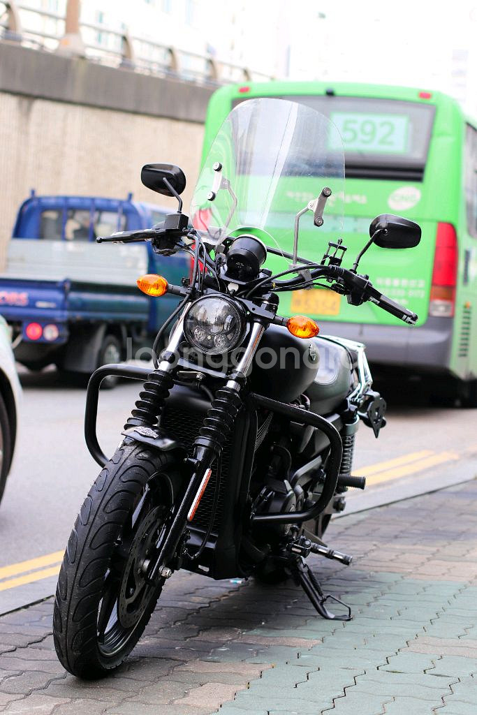 스트리트750 할리데이비슨 2016년식 오토바이 판매--2