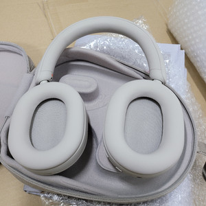 소니 무선헤드폰 마크5 (WH-1000XM5) 실버