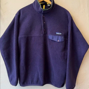 파타고니아 신칠라 퍼플 색상 M