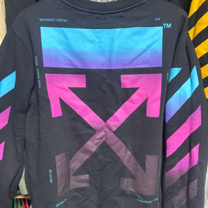 오프화이트 기모 맨투맨