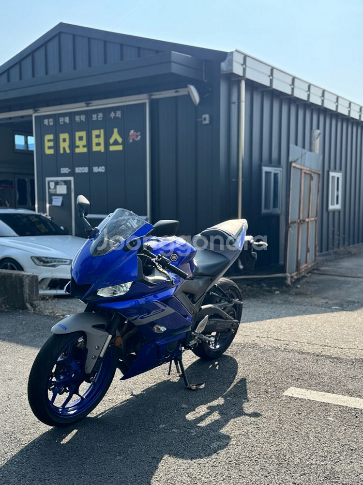 야마하 R3 (2020)--0