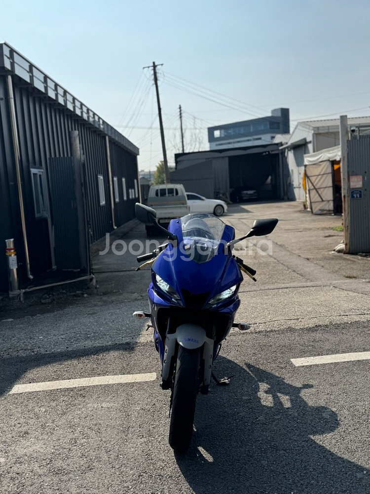 야마하 R3 (2020)--1