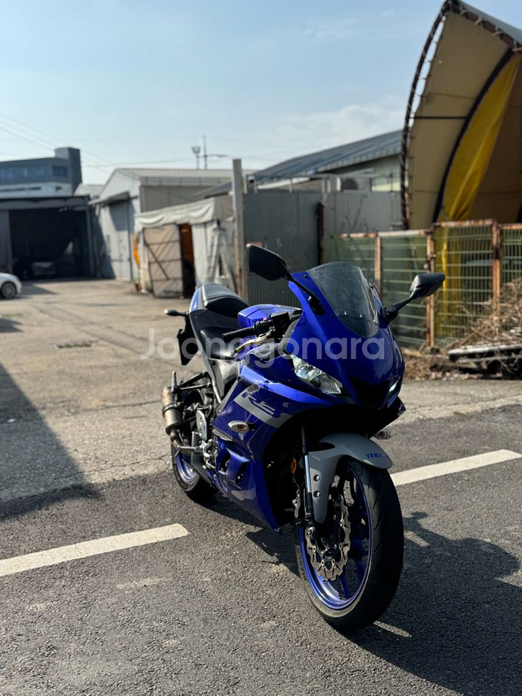 야마하 R3 (2020)--2