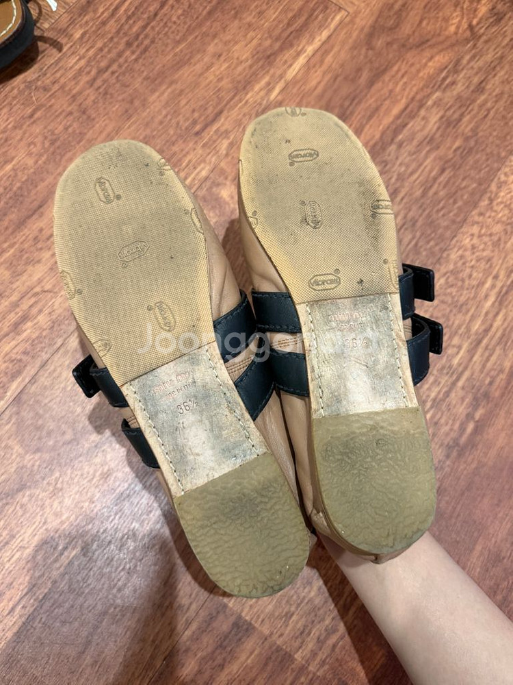 미우미우 발레리나 플랫슈즈 정품 235--2