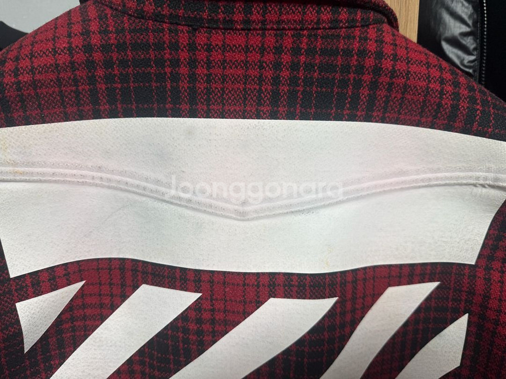 오프화이트 플란넬 셔츠--3