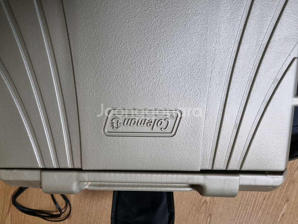 콜맨 파워칠 냉장고 40리터--0