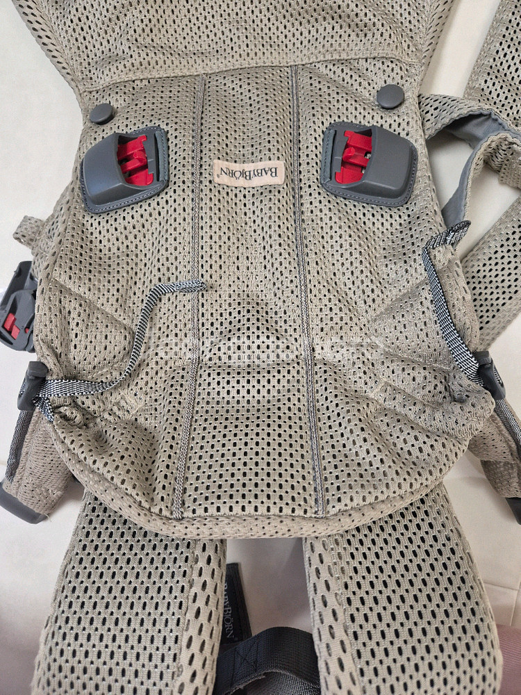 베이비뵨 캐리어원 메쉬 아기띠 베이지--3