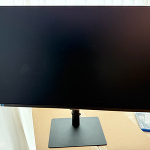 삼성32인치 4K IPS 모니터 S32B800 뷰피니티