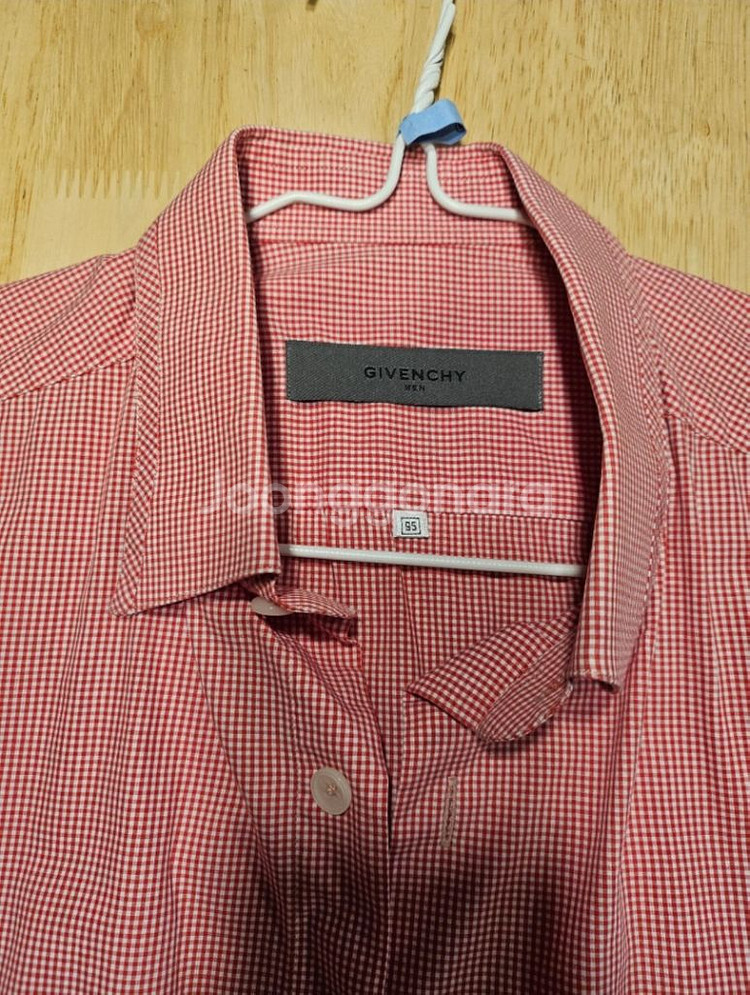 지방시 (GIVENCHY) 반팔 셔츠 (정품)--1