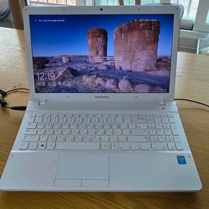 삼성 노트북 NT270e5j