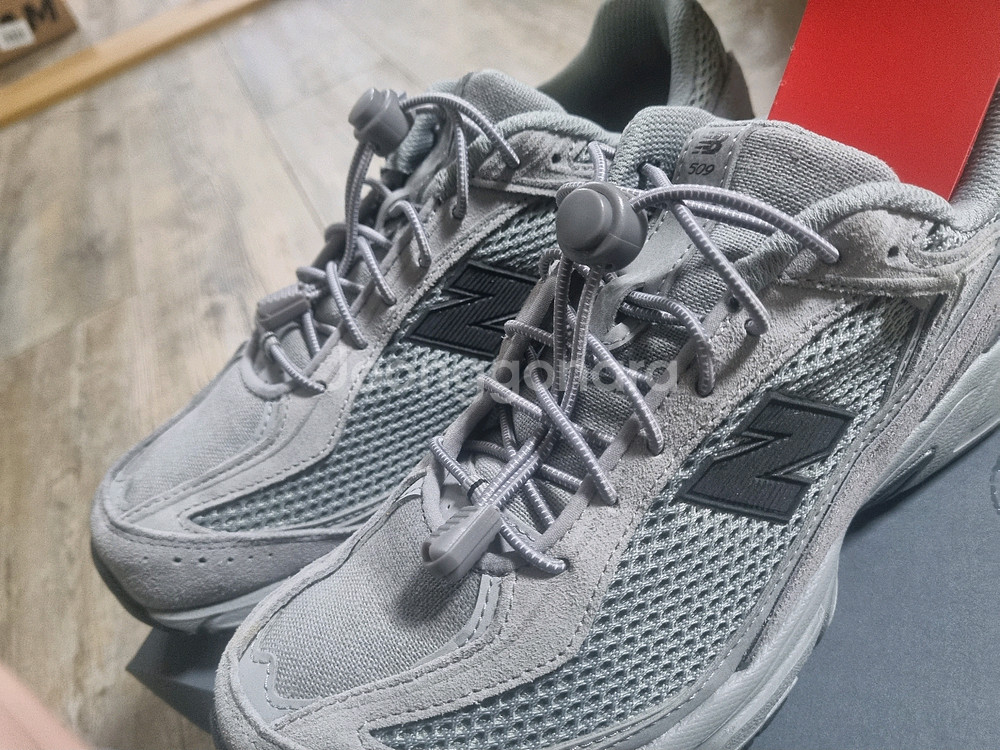 뉴발란스 U509BD 그레이 265사이즈--0