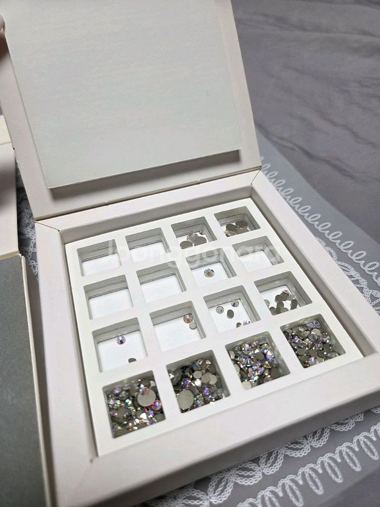 네일 스와로브스키 대용량 스톤 파츠--1