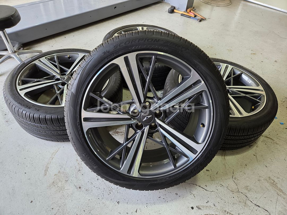 제네시스GV80 신형22인치 순정휠타이어--3