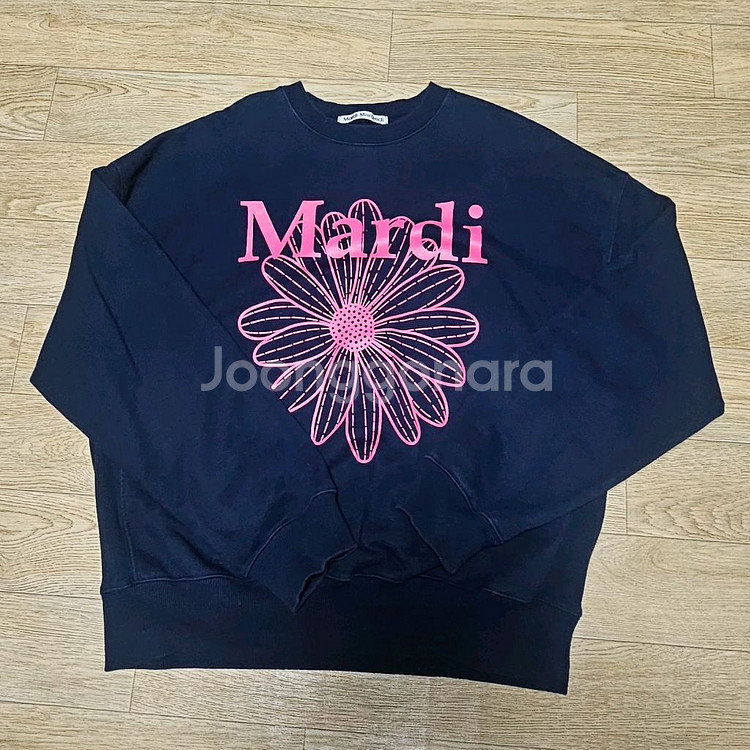 A급)) 마르디 여성 맨투맨 티셔츠 팝니다.--0