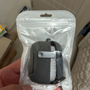 2025 에어팟 프로 3용 케이스 자석 자동 잠금 케이스 팝니다