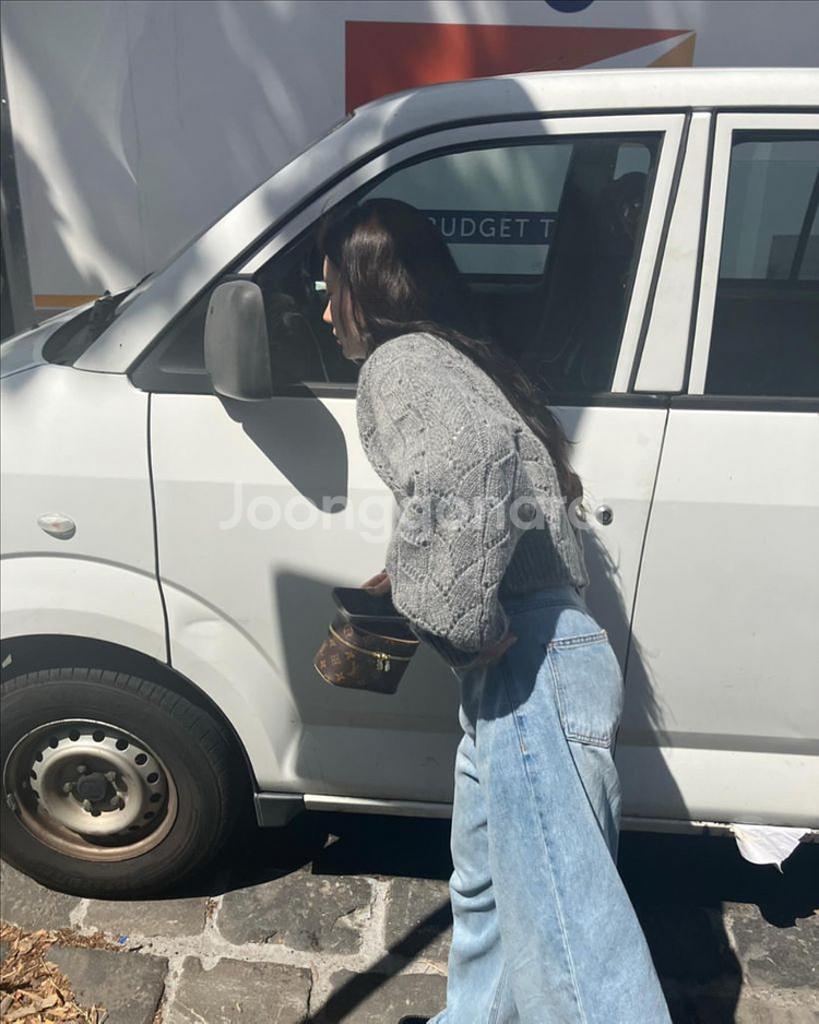 [새상품] 바이무드 러프 울 가디건 그레이--3